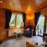 The Blue House - Romantic Mountain 度假居 *