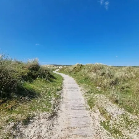 The Blue House - Romantic Mountain *