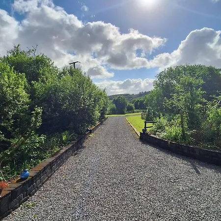 The Blue House - Romantic Mountain Holiday home *