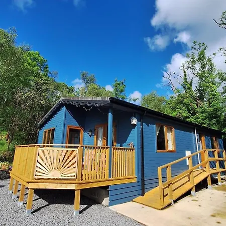 The Blue House - Romantic Mountain Donegal Town