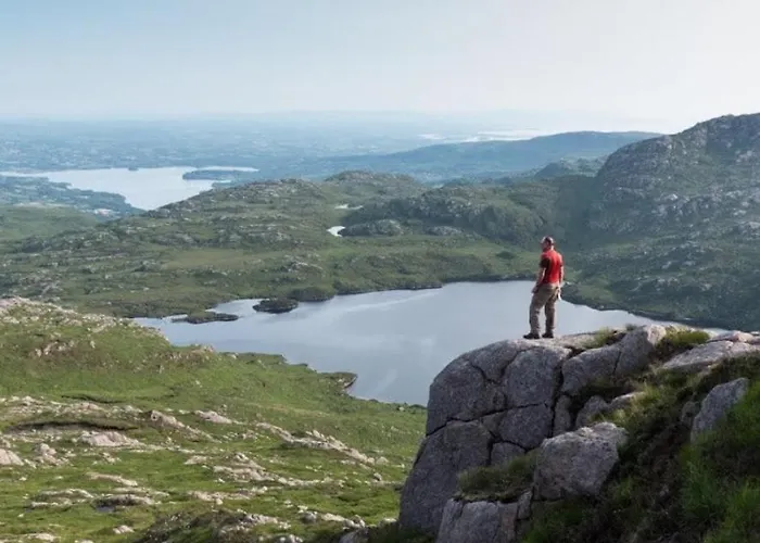 The Blue House - Romantic Mountain Donegal Town