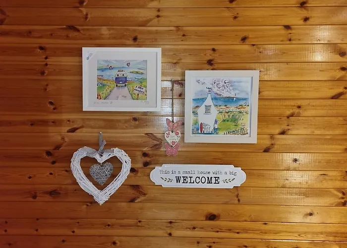 The Blue House - Romantic Mountain * Donegal Town