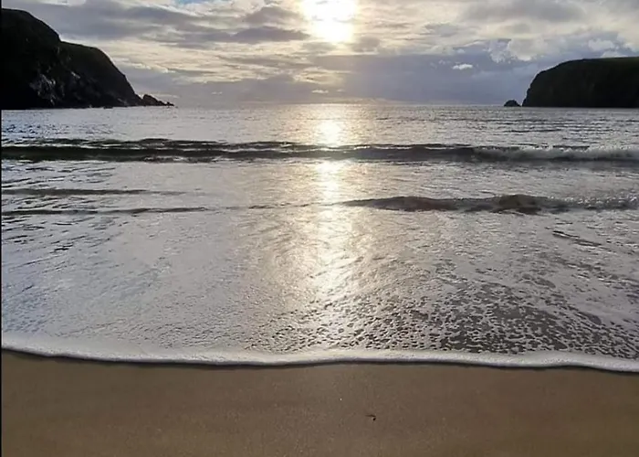 The Blue House - Romantic Mountain