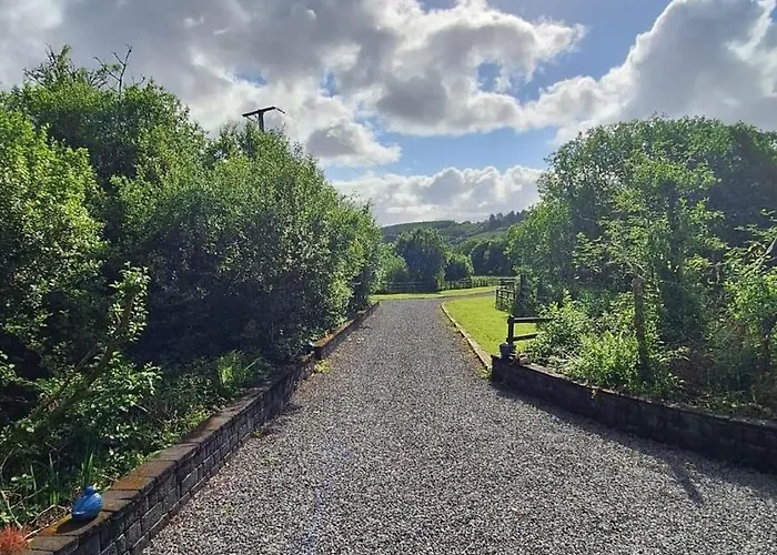 The Blue House - Romantic Mountain بيت للعطل *