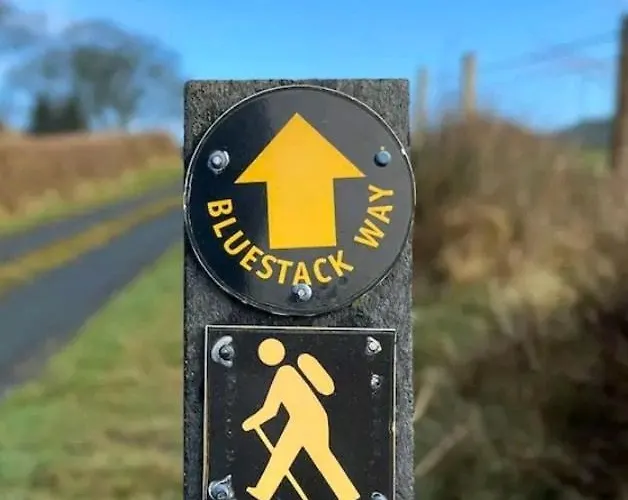 Semesterbostad The Blue House - Romantic Mountain