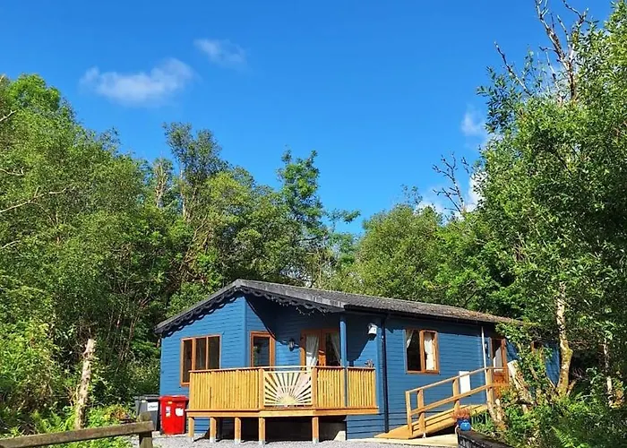 The Blue House - Romantic Mountain بيت للعطل *