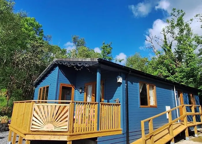 The Blue House - Romantic Mountain Donegal Town